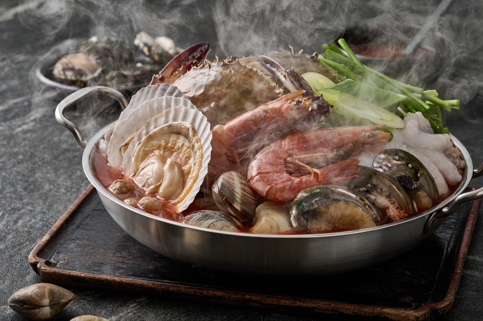 맑고 깊은 국물의 마파람 해물탕